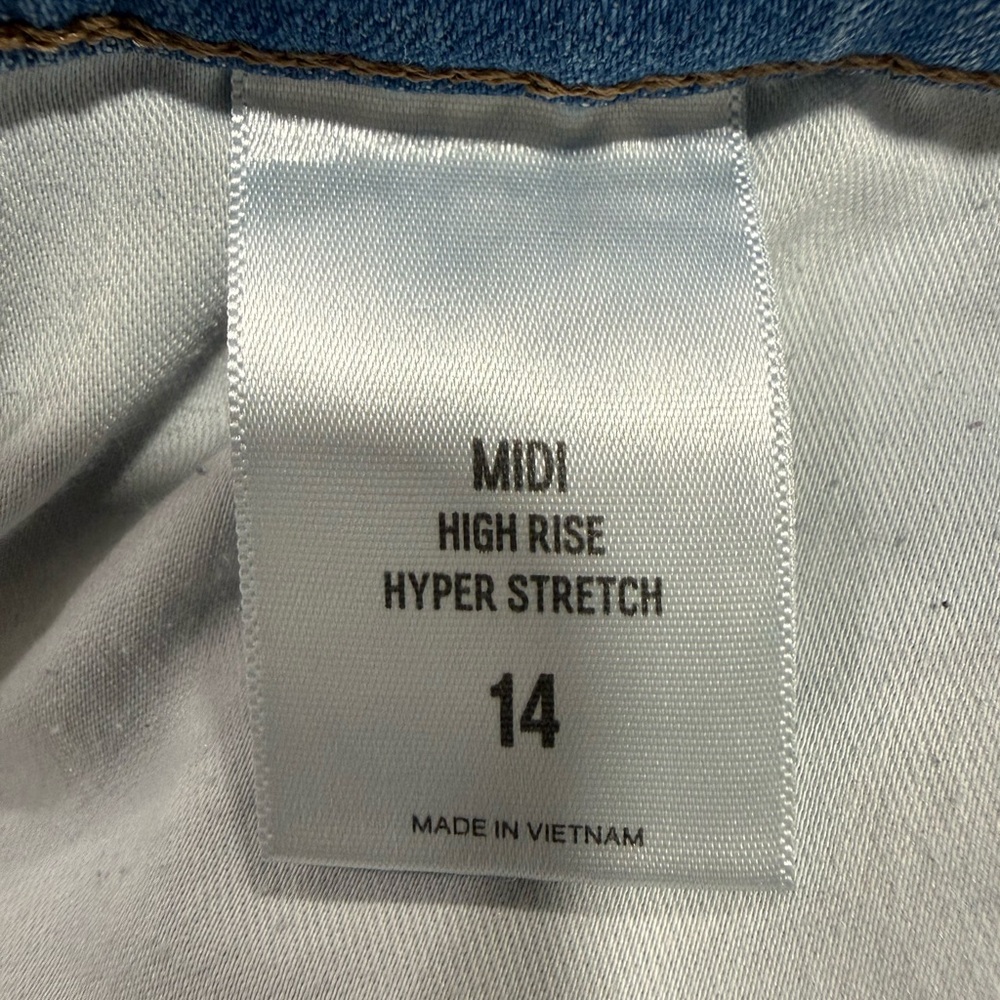 Express Midi High Rise Hyper Stretch  Blue Cutoff Shorts with Frayed Hem - Picture 4 of 4